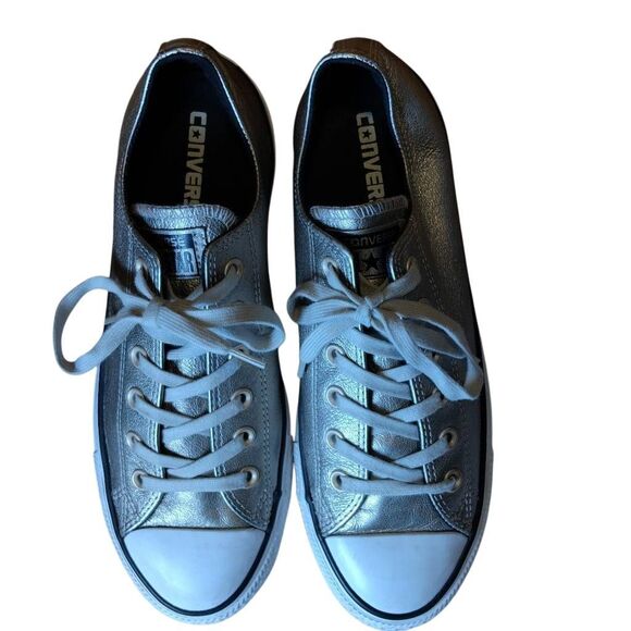 Converse Women's Chuck Taylor All Star Low Metallic Silver Size 9 NWOT - Picture 1 of 8